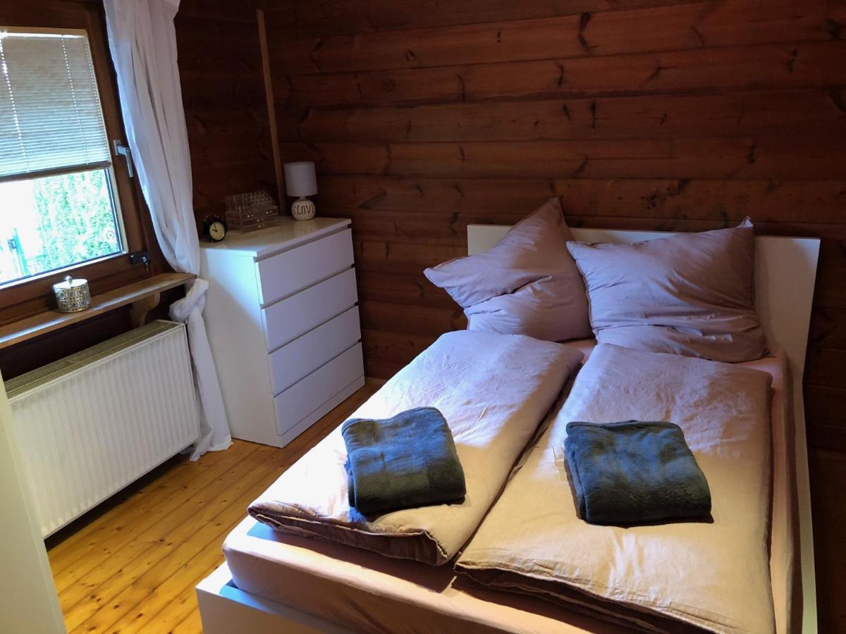 Gemuetliches Holzhaus In Idyllischer Lage Ruppichteroth Exteriér fotografie